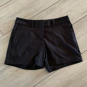 NWOT Black Nike Dri-fit golf shorts.